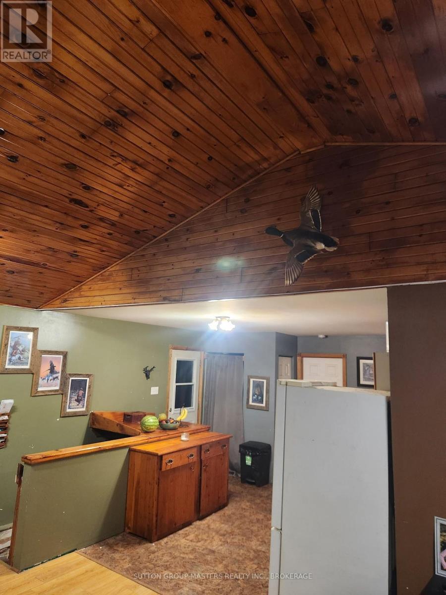 811 Pierces Lane, Leeds And The Thousand Islands, Ontario  K0E 1N0 - Photo 5 - X13579138