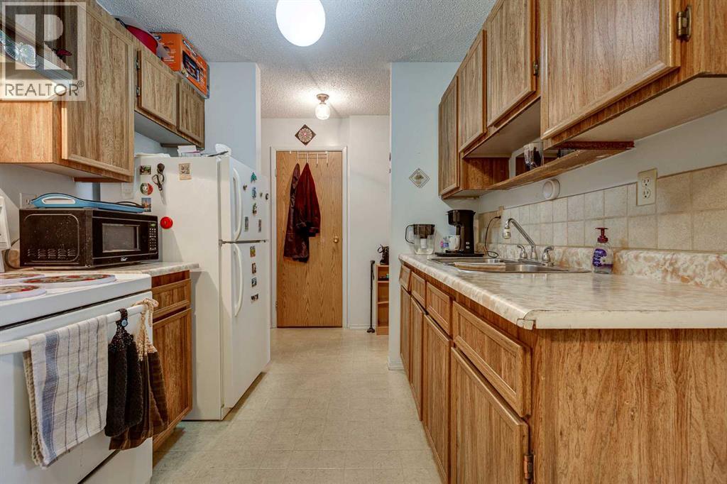 103, 41 Bennett Street, Red Deer, Alberta  T4R 1V4 - Photo 9 - A2306589