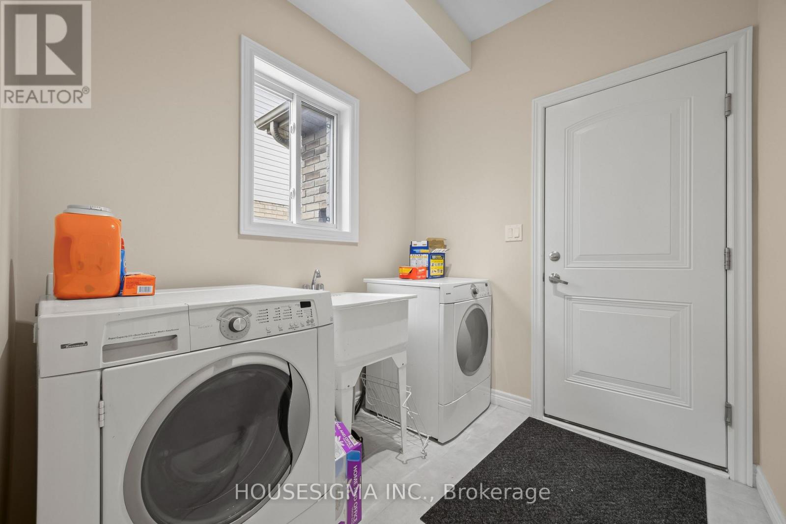 1939 Jubilee Drive, London North, Ontario  N6G 0H6 - Photo 14 - X13641482