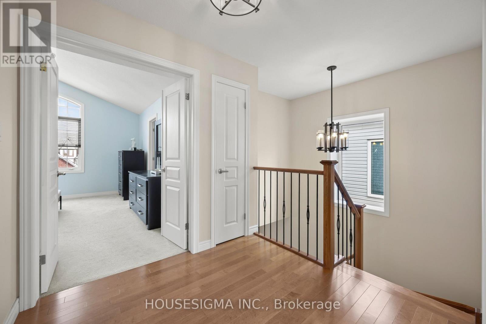 1939 Jubilee Drive, London North, Ontario  N6G 0H6 - Photo 17 - X13641482