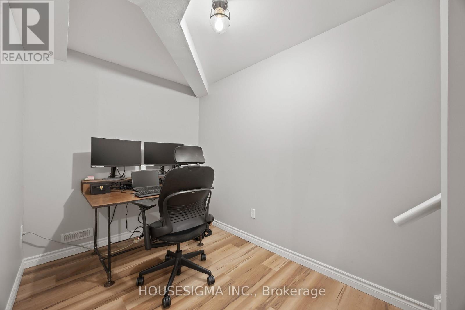 1939 Jubilee Drive, London North, Ontario  N6G 0H6 - Photo 26 - X13641482