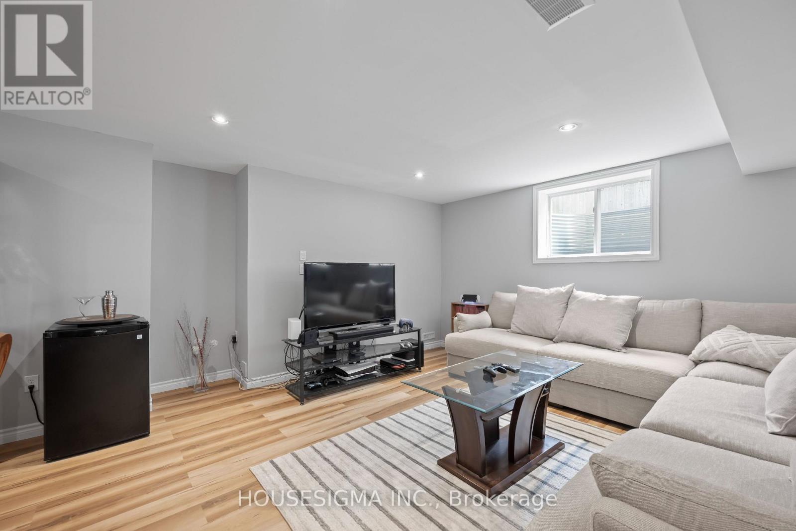 1939 Jubilee Drive, London North, Ontario  N6G 0H6 - Photo 28 - X13641482