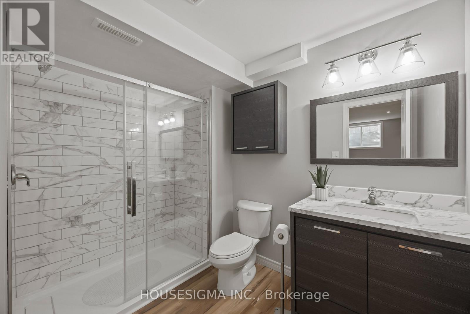 1939 Jubilee Drive, London North, Ontario  N6G 0H6 - Photo 31 - X13641482