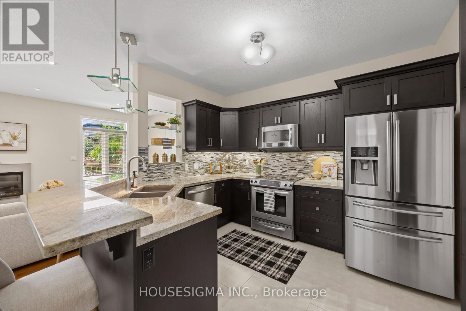 1939 Jubilee Drive, London North, Ontario  N6G 0H6 - Photo 5 - X13641482