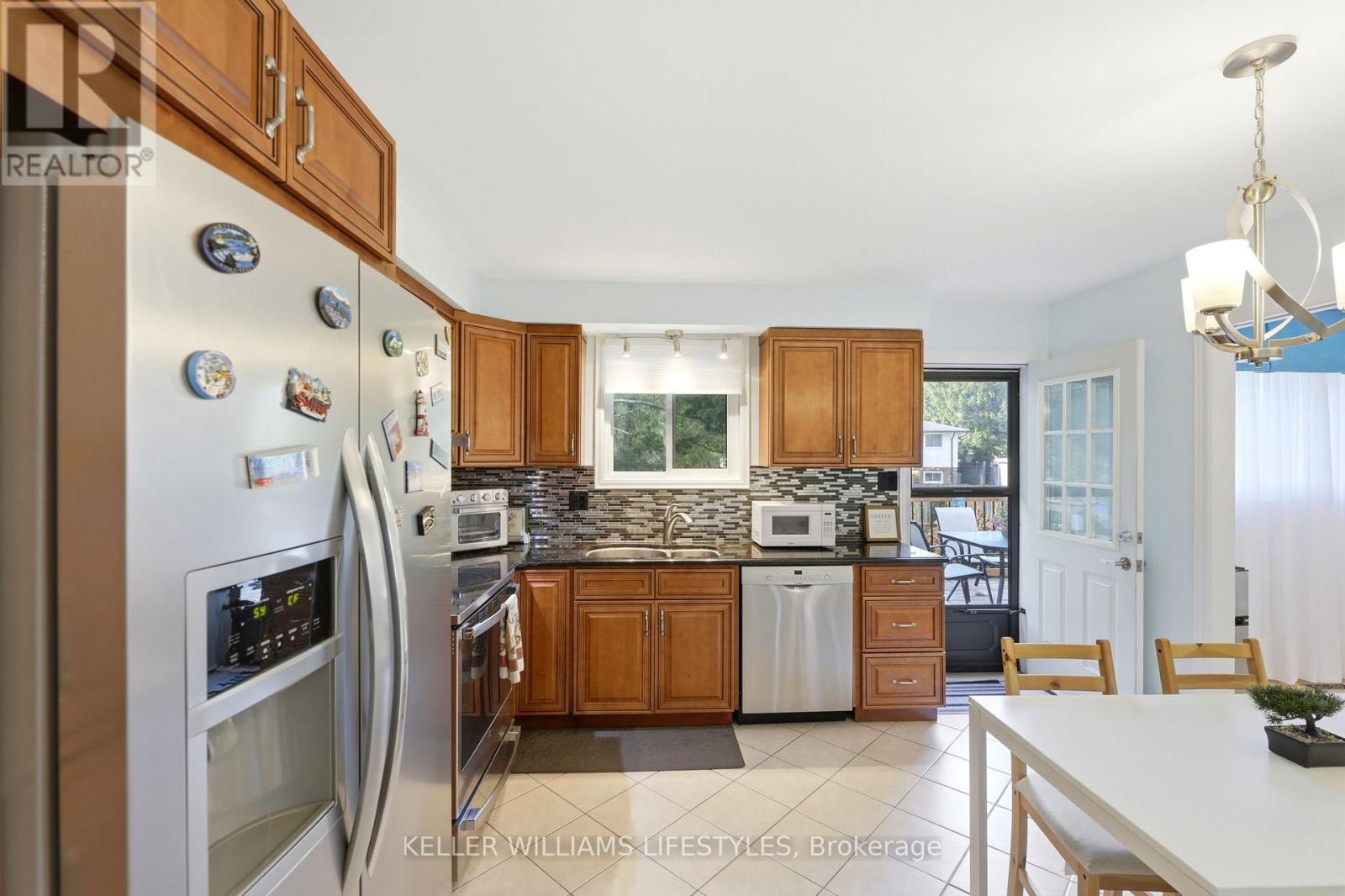 65 Gablewood Crescent, London North, Ontario  N6G 2Z8 - Photo 15 - X13641516