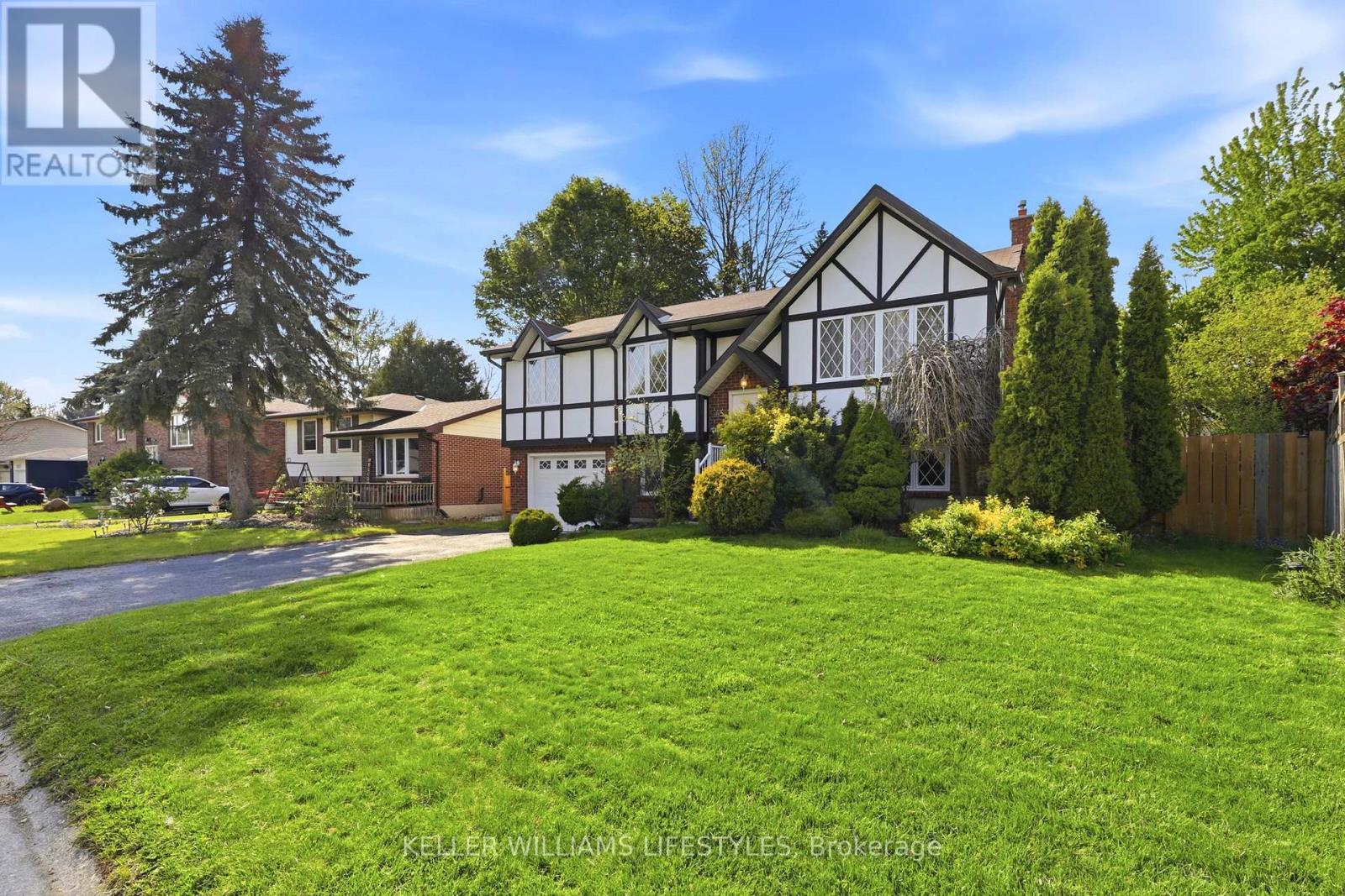 65 Gablewood Crescent, London North, Ontario  N6G 2Z8 - Photo 5 - X13641516