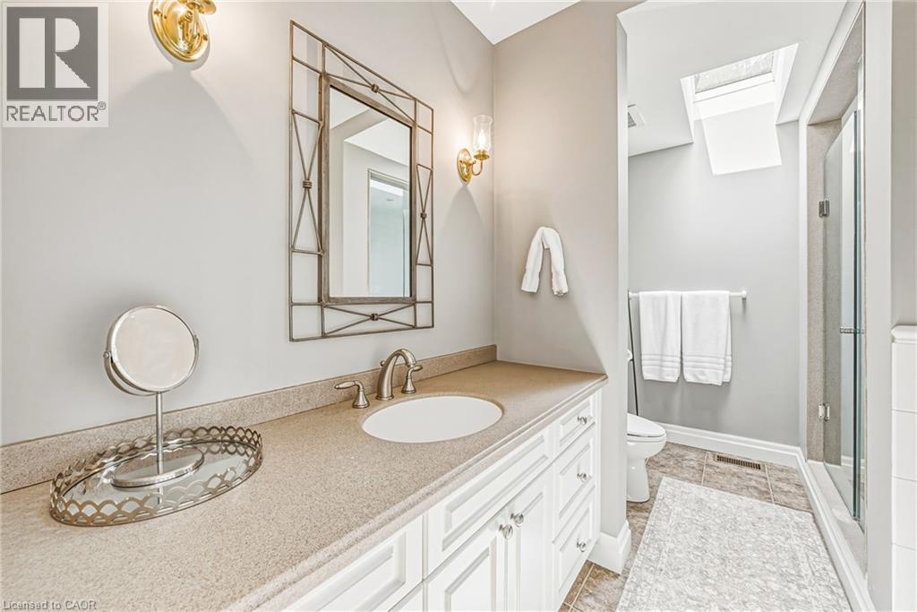 7 Colonial Crescent, Oakville, Ontario  L6J 4K8 - Photo 32 - 40833953
