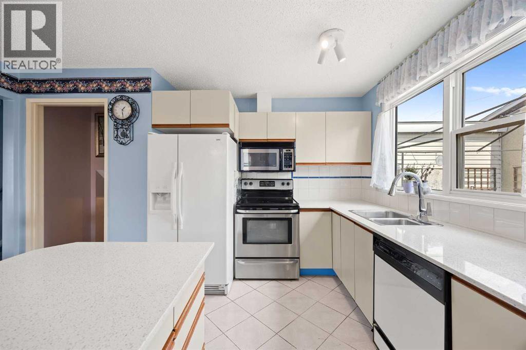 452 Manora Way NE, Calgary, Alberta  T2A 4R4 - Photo 20 - A2316154