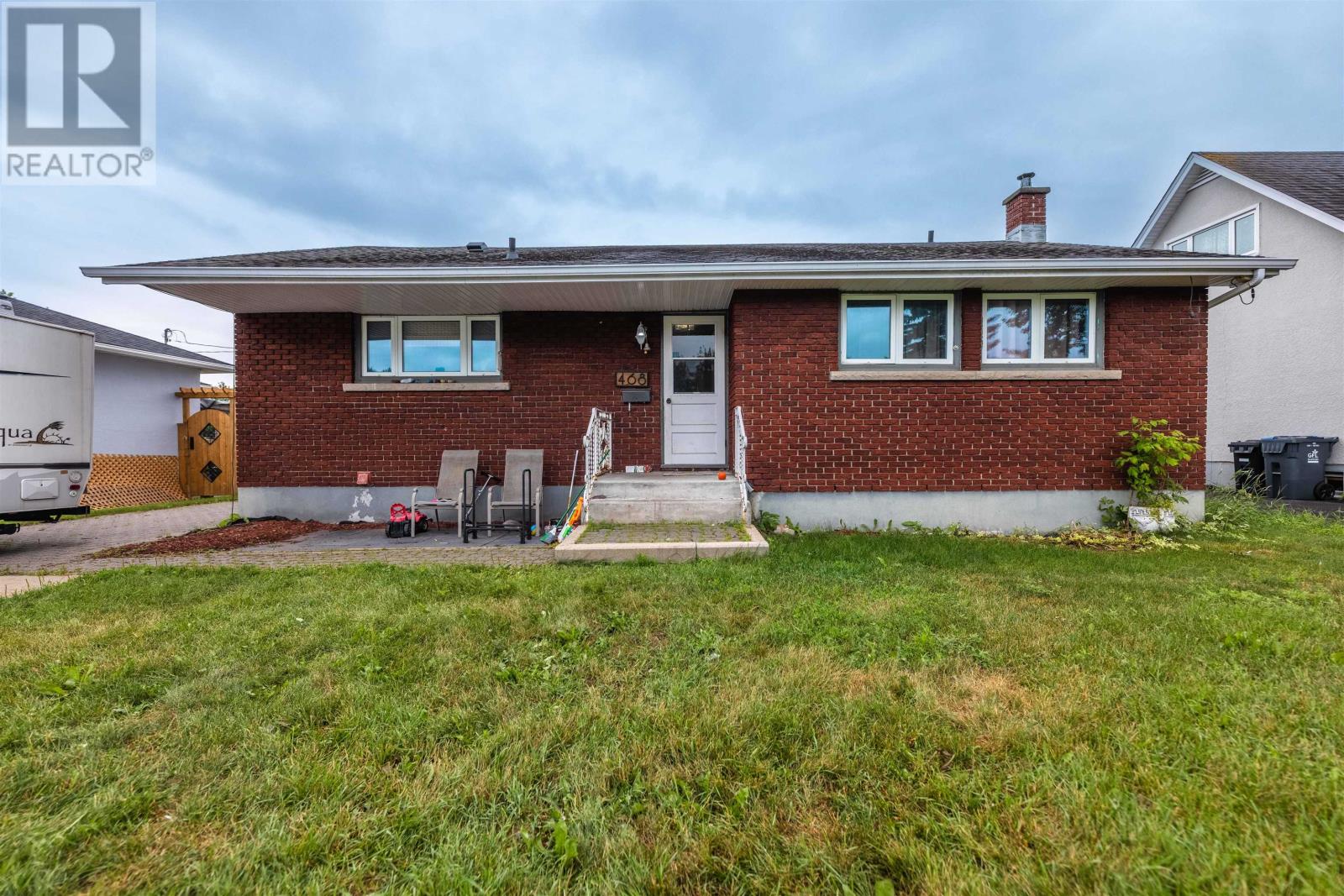 468 Heather CRES, Thunder Bay, Ontario