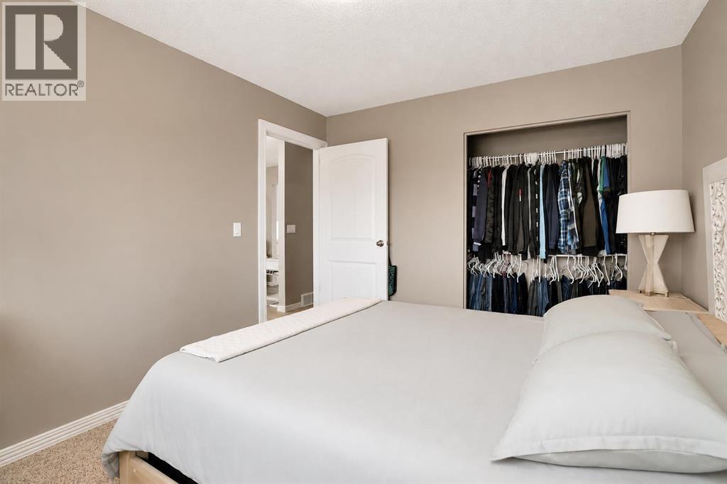 115 Abingdon Crescent NE, Calgary, Alberta  T2A 6W8 - Photo 8 - A2334535