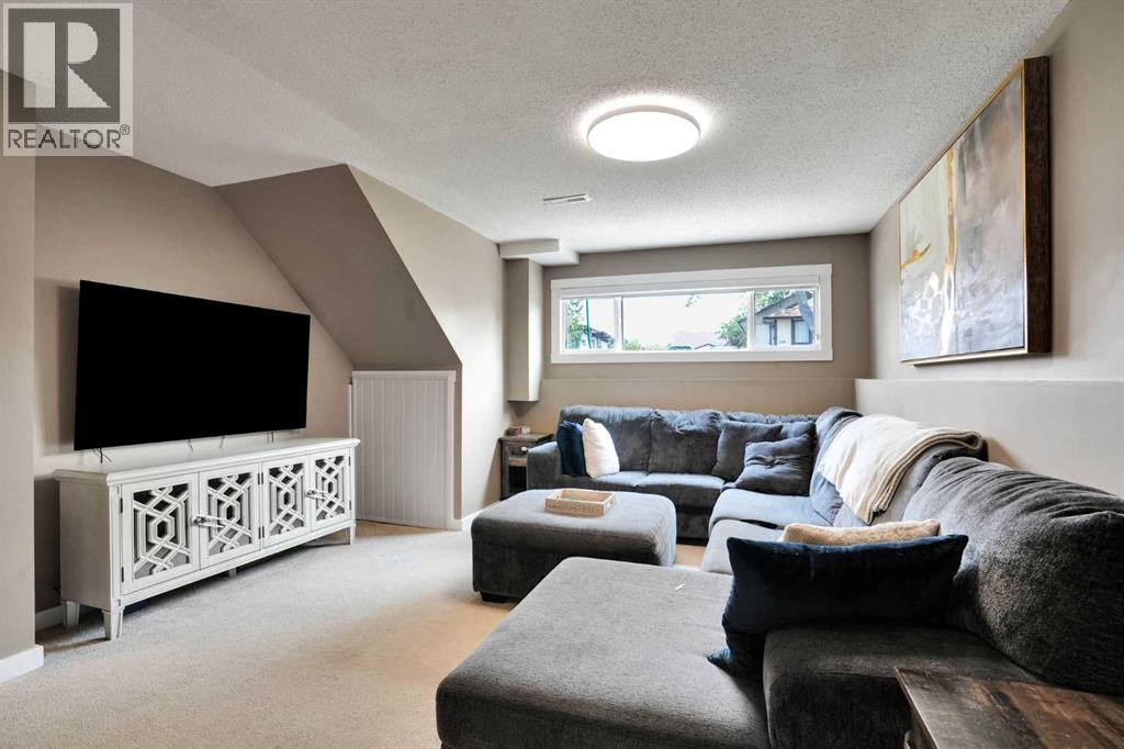 115 Abingdon Crescent NE, Calgary, Alberta  T2A 6W8 - Photo 17 - A2334535