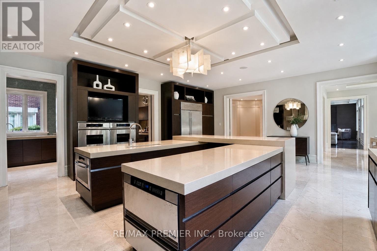 6 The Bridle Path, Toronto, Ontario  M2L 1C8 - Photo 10 - C13641486