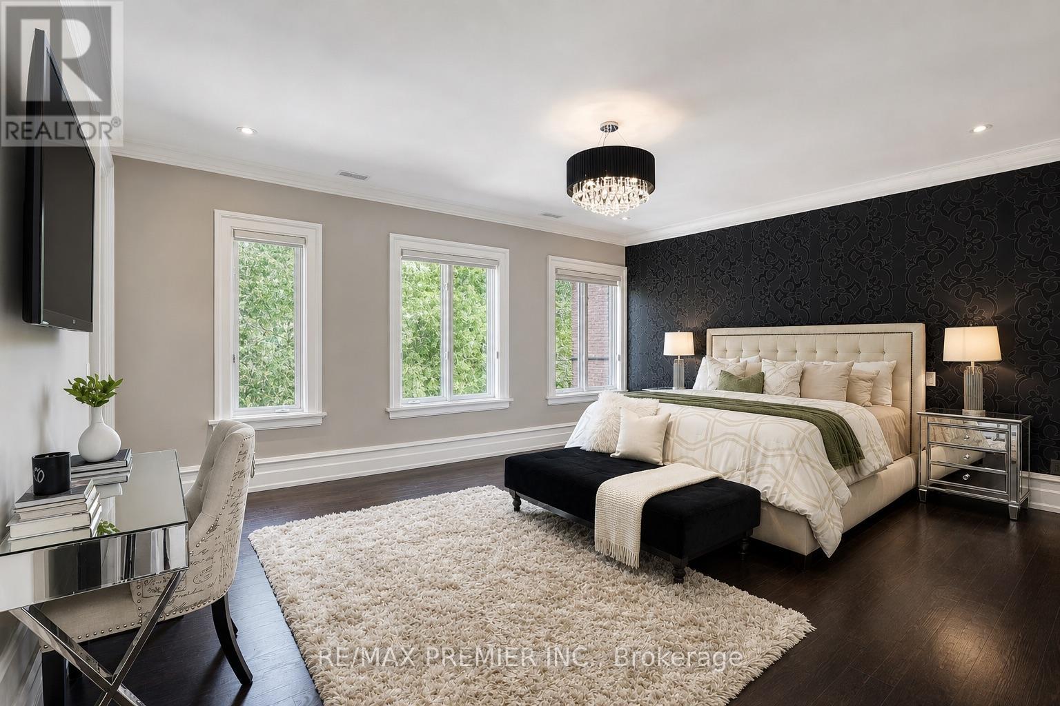 6 The Bridle Path, Toronto, Ontario  M2L 1C8 - Photo 28 - C13641486