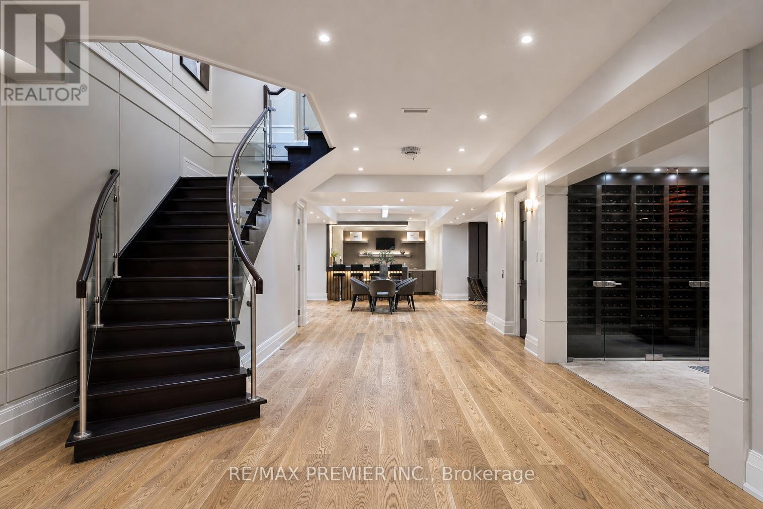 6 The Bridle Path, Toronto, Ontario  M2L 1C8 - Photo 32 - C13641486