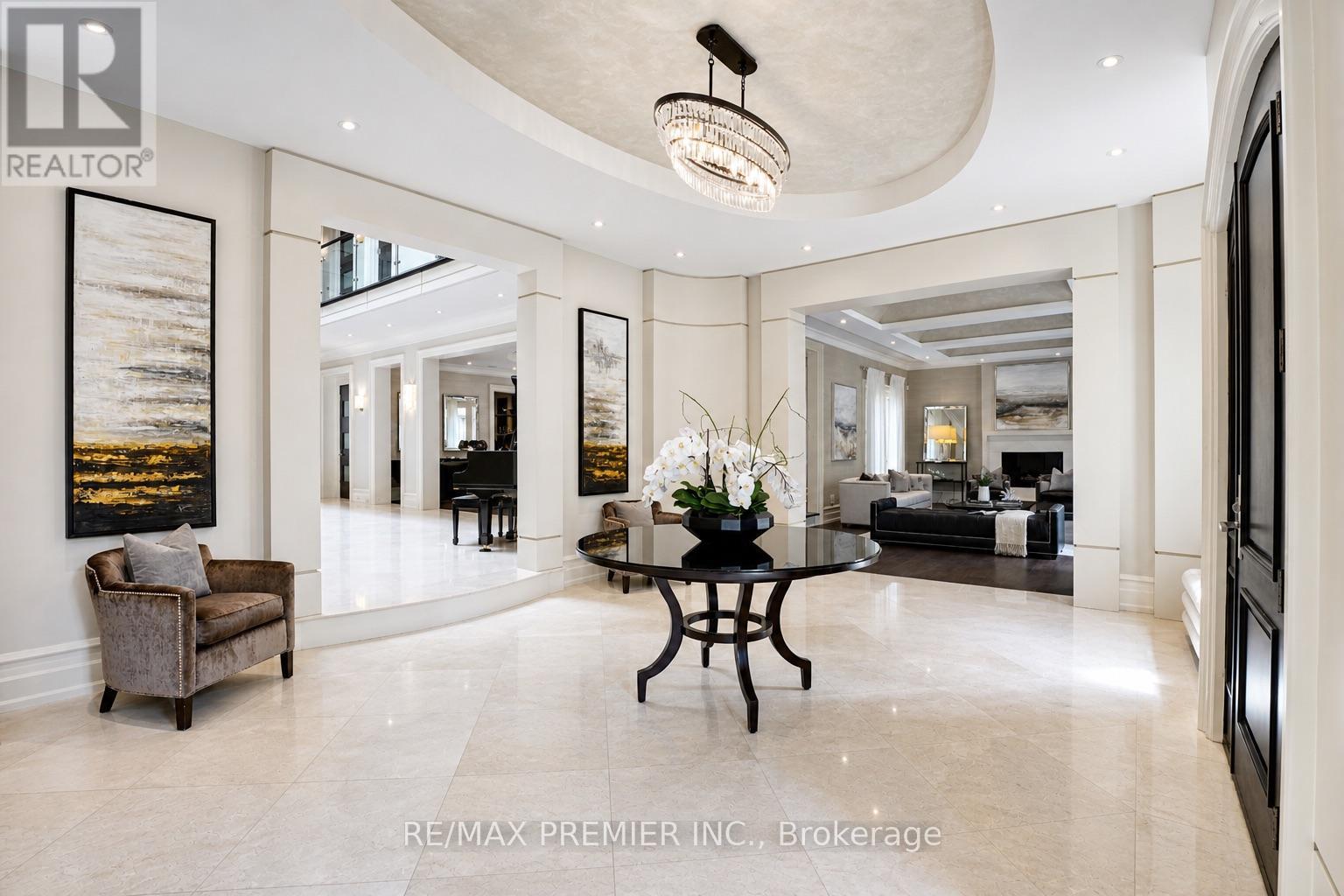 6 The Bridle Path, Toronto, Ontario  M2L 1C8 - Photo 4 - C13641486