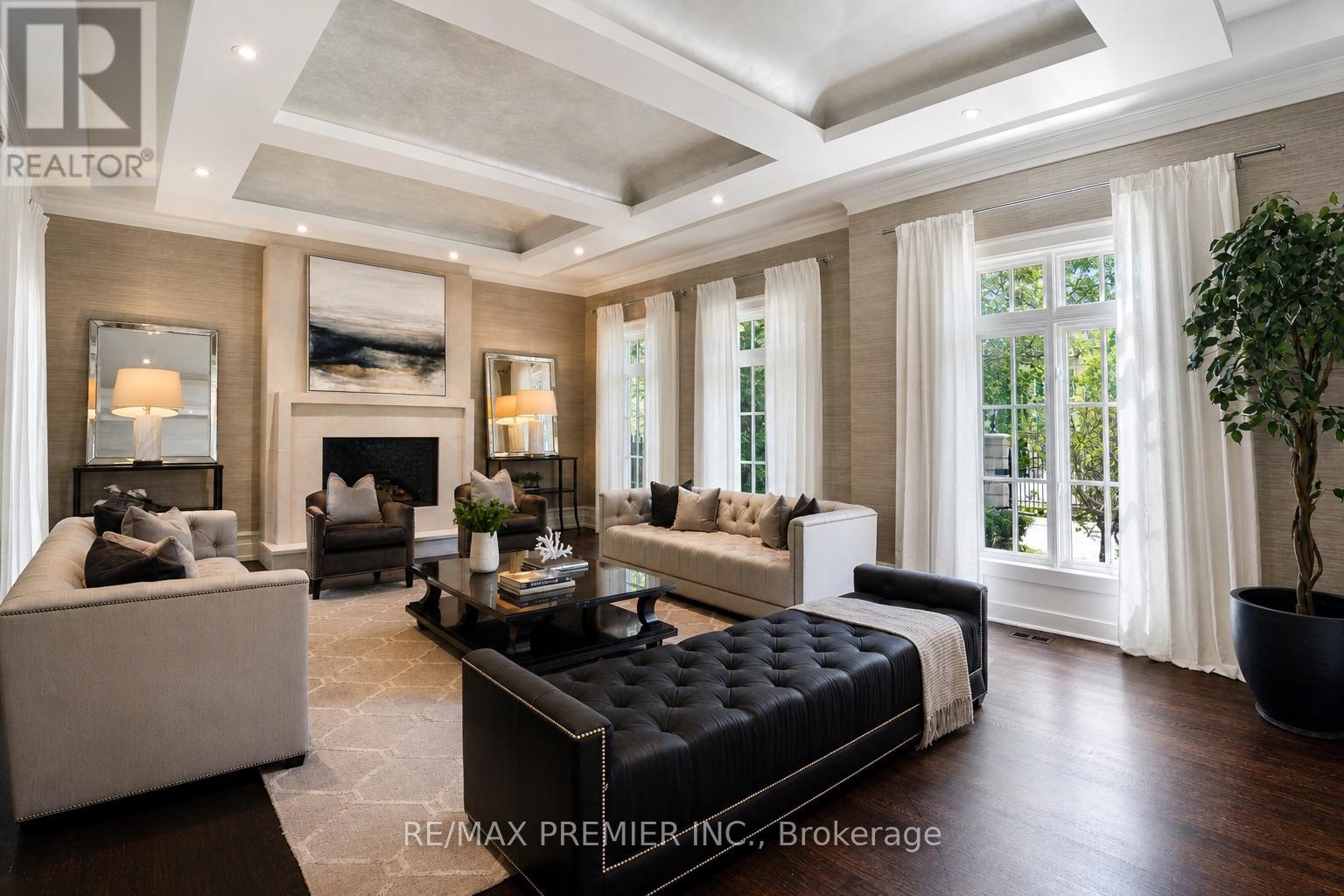 6 The Bridle Path, Toronto, Ontario  M2L 1C8 - Photo 5 - C13641486