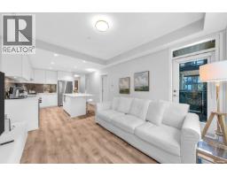 305 615 COTTONWOOD AVENUE, Coquitlam, British Columbia