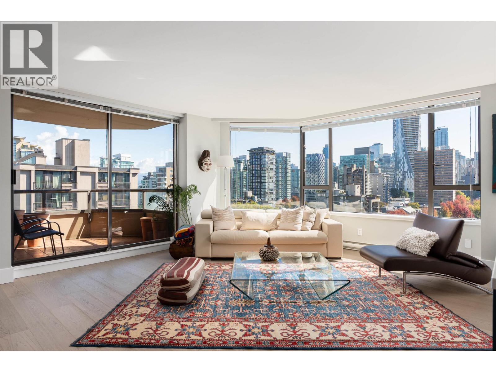 1001 1860 Robson Street, Vancouver, British Columbia V6G 3C1 - Photo 2 - R3152913