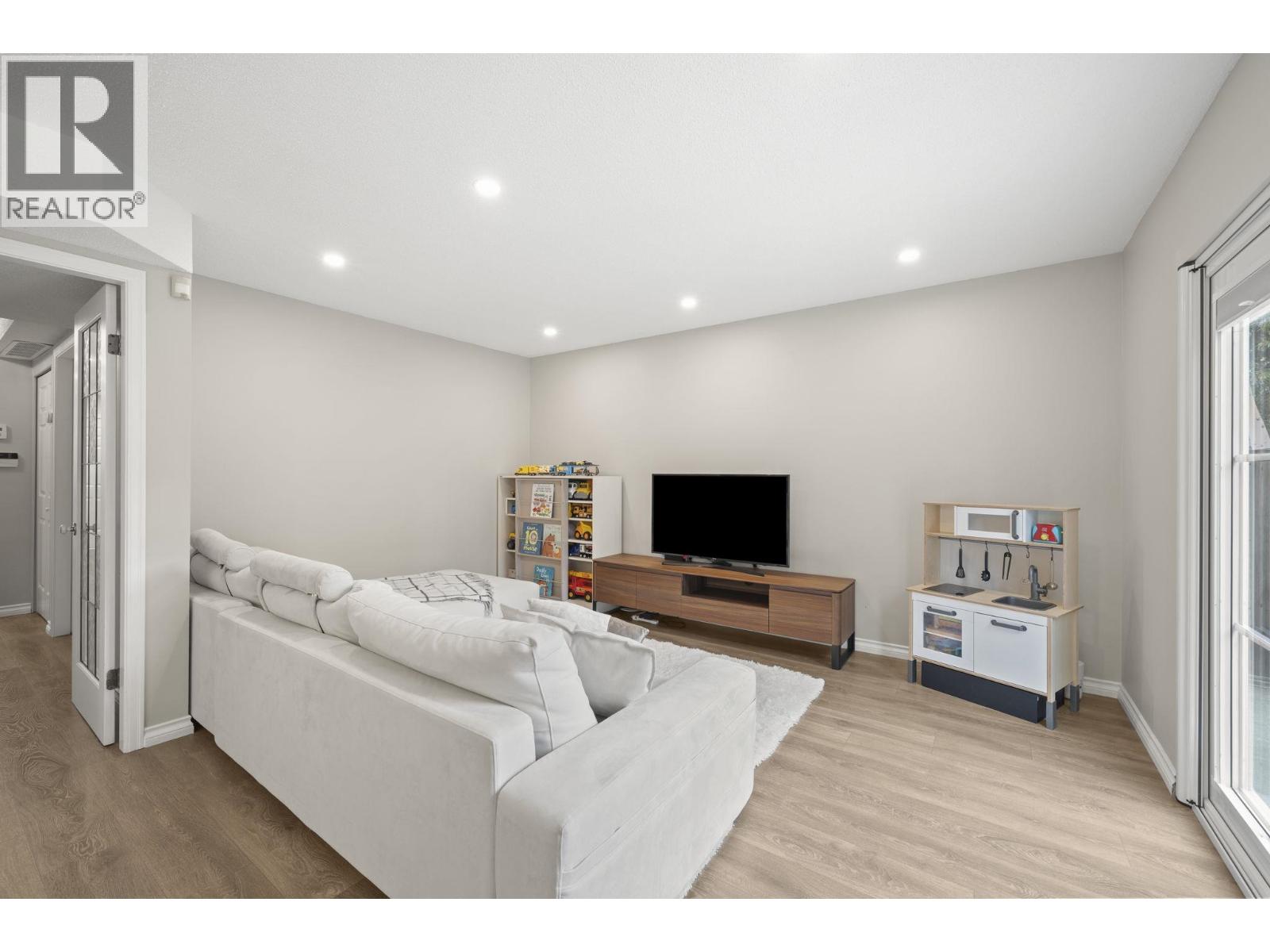 10540 Yarmish Drive, Richmond, British Columbia V7E 5E7 - Photo 17 - R3152932