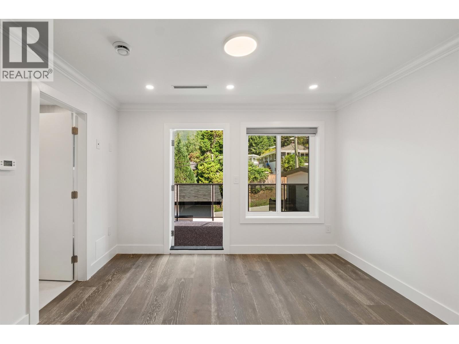 812 Montroyal Boulevard, North Vancouver, British Columbia V7R 2G6 - Photo 15 - R3152940