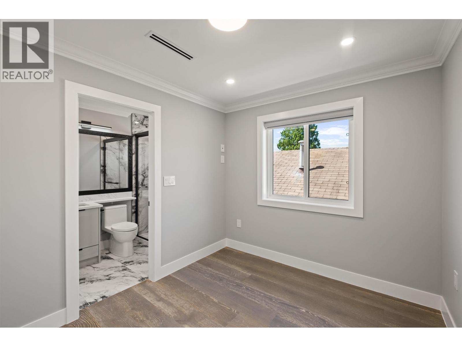812 Montroyal Boulevard, North Vancouver, British Columbia V7R 2G6 - Photo 17 - R3152940