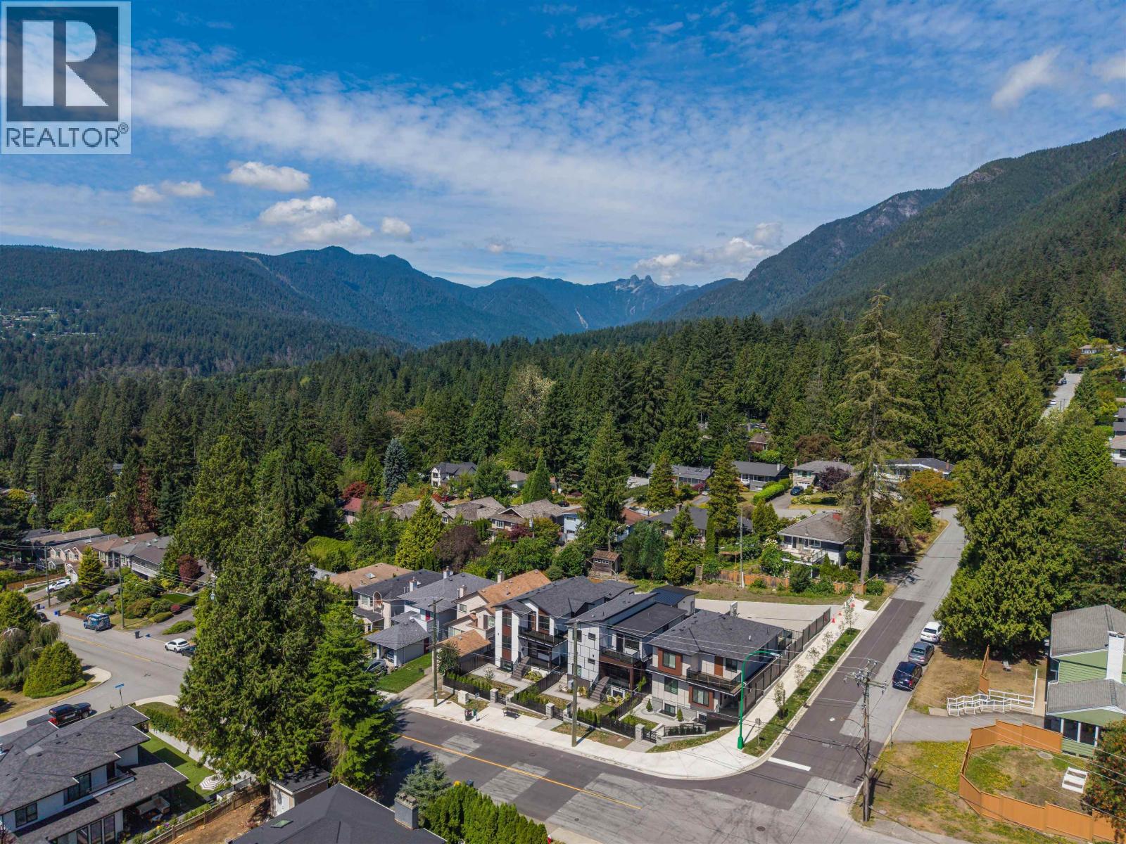 812 Montroyal Boulevard, North Vancouver, British Columbia V7R 2G6 - Photo 24 - R3152940