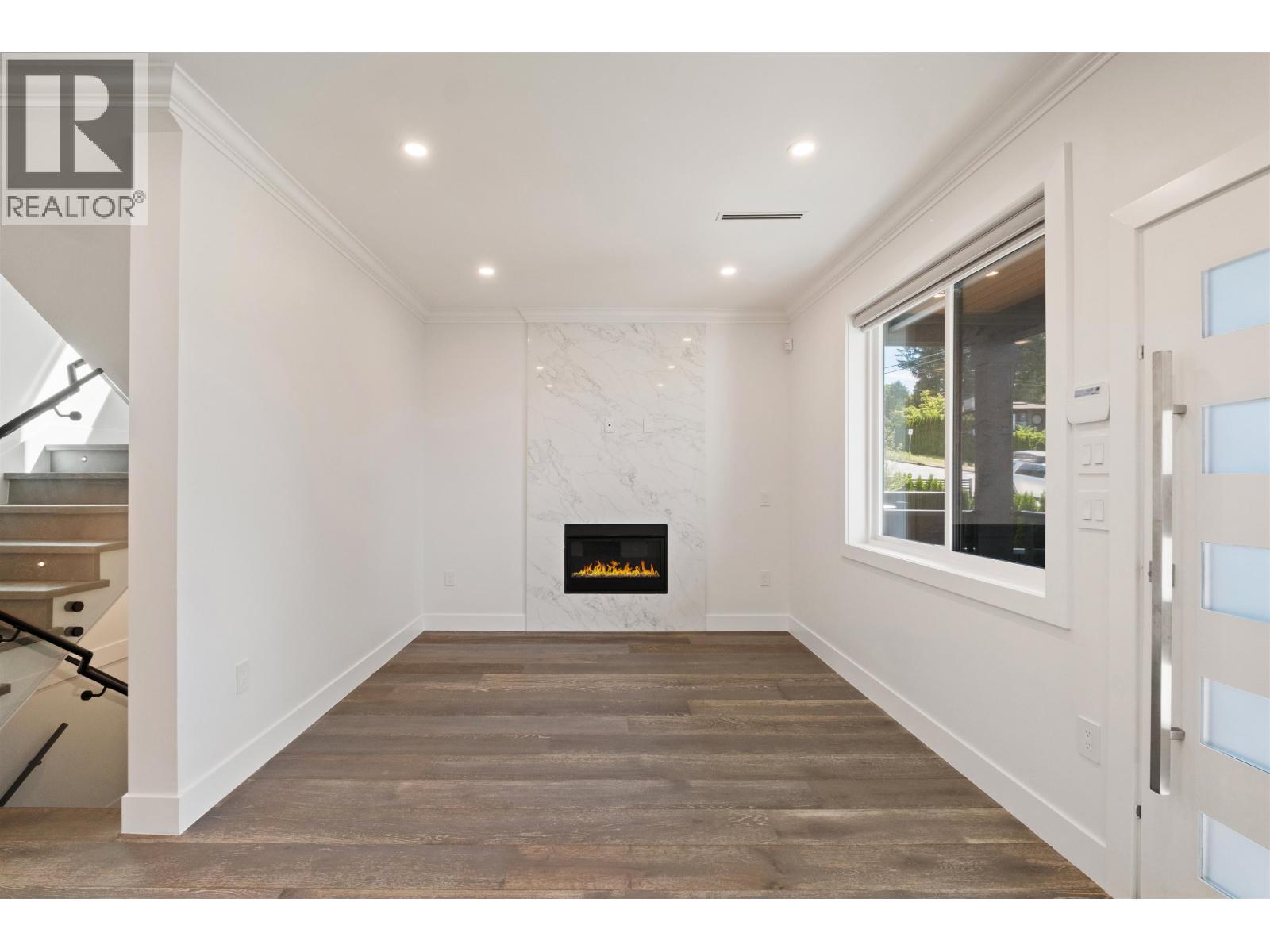 812 Montroyal Boulevard, North Vancouver, British Columbia V7R 2G6 - Photo 7 - R3152940