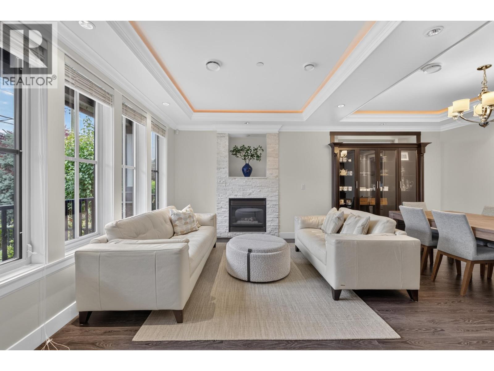 1010 E 55th Avenue, Vancouver, British Columbia V5X 1N9 - Photo 5 - R3152941