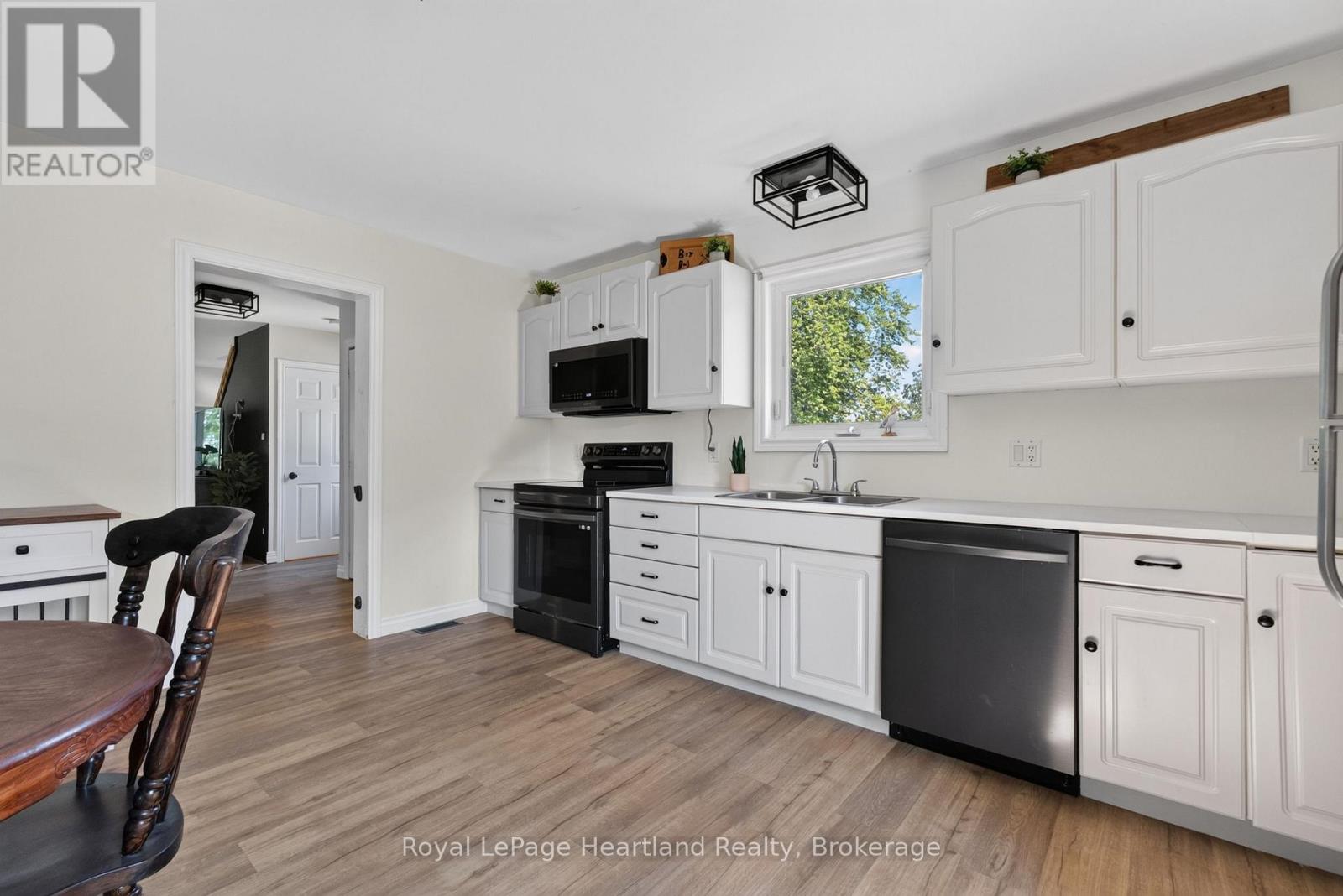 108 Hamilton Lane, Ashfield-Colborne-Wawanosh, Ontario  N0M 1E0 - Photo 10 - X13641388