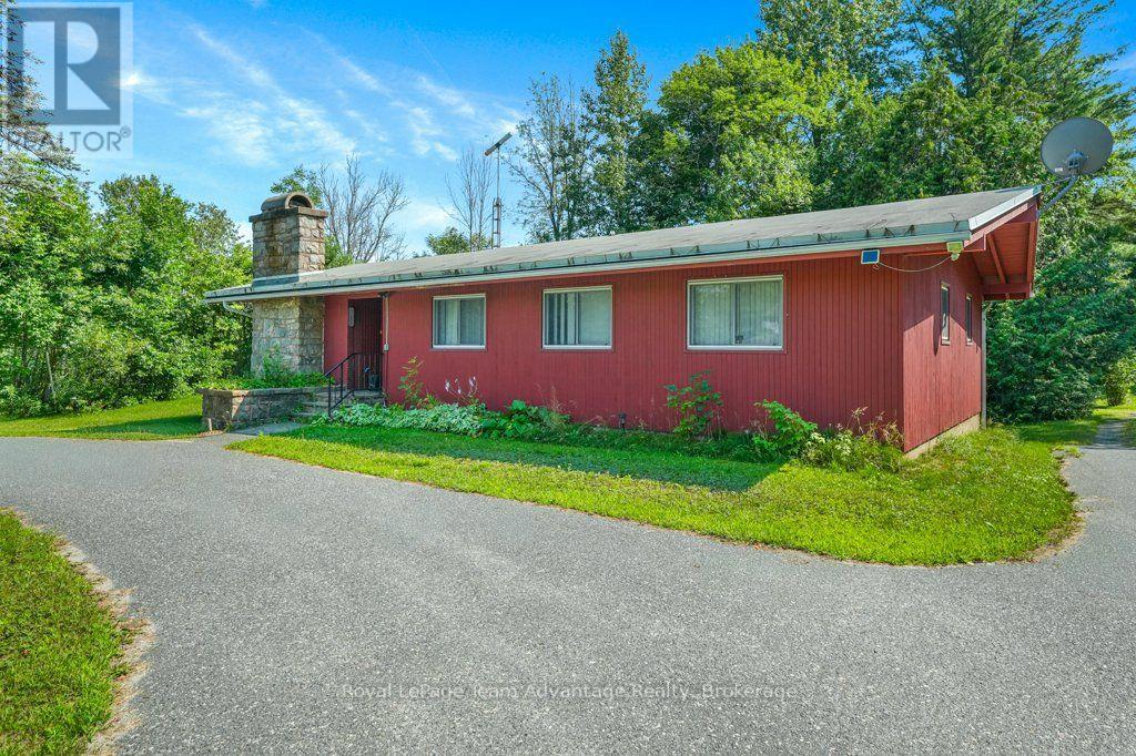 584 A & B Hwy 141, Seguin, Ontario  P0C 1J0 - Photo 2 - X13641432