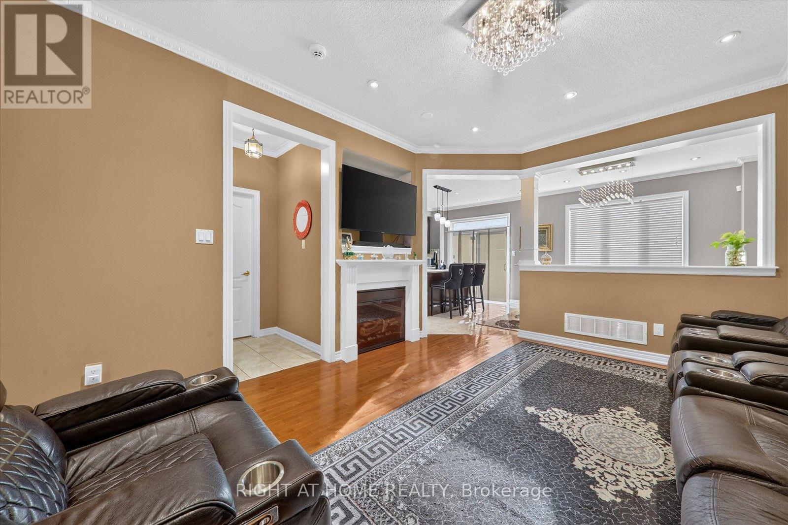 Main - 54 Boundbrook Drive, Brampton, Ontario  L7A 0L9 - Photo 11 - W13641406