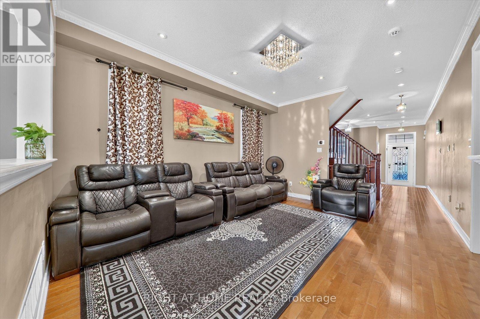 Main - 54 Boundbrook Drive, Brampton, Ontario  L7A 0L9 - Photo 12 - W13641406
