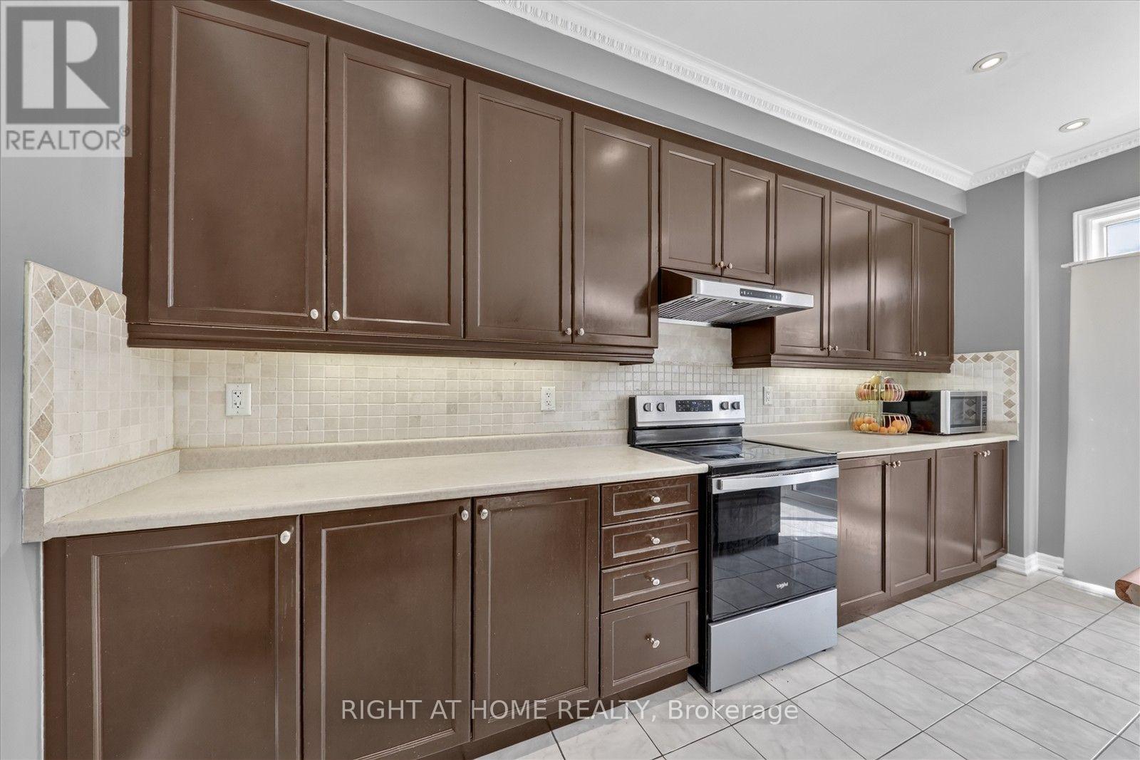 Main - 54 Boundbrook Drive, Brampton, Ontario  L7A 0L9 - Photo 21 - W13641406