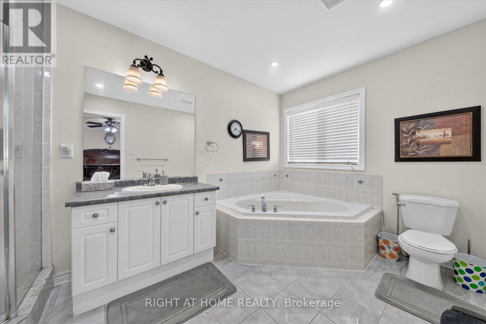 Main - 54 Boundbrook Drive, Brampton, Ontario  L7A 0L9 - Photo 27 - W13641406