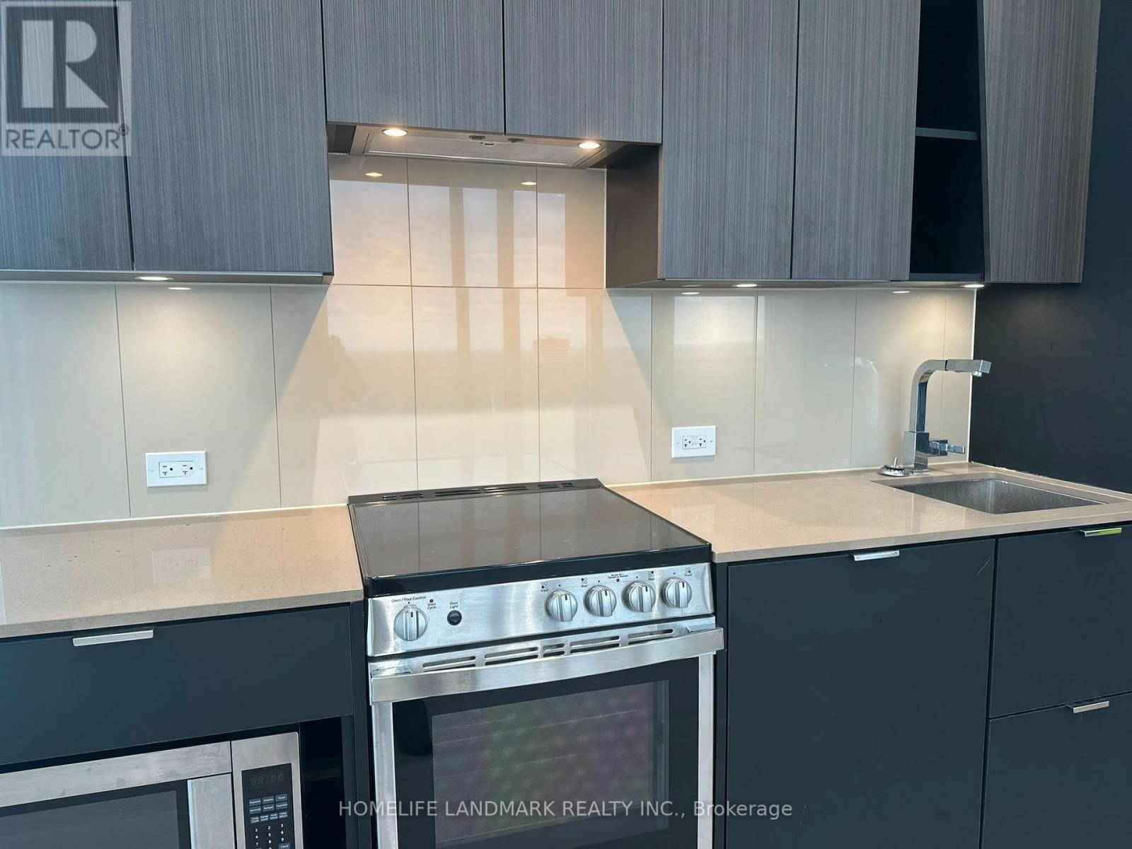 6005 - 3883 Quartz Road, Mississauga (City Centre), Ontario  L5B 0M4 - Photo 8 - W13641466