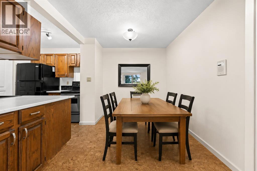 722, 6400 Coach Hill Road SW, Calgary, Alberta  T3H 1B8 - Photo 4 - A2316065