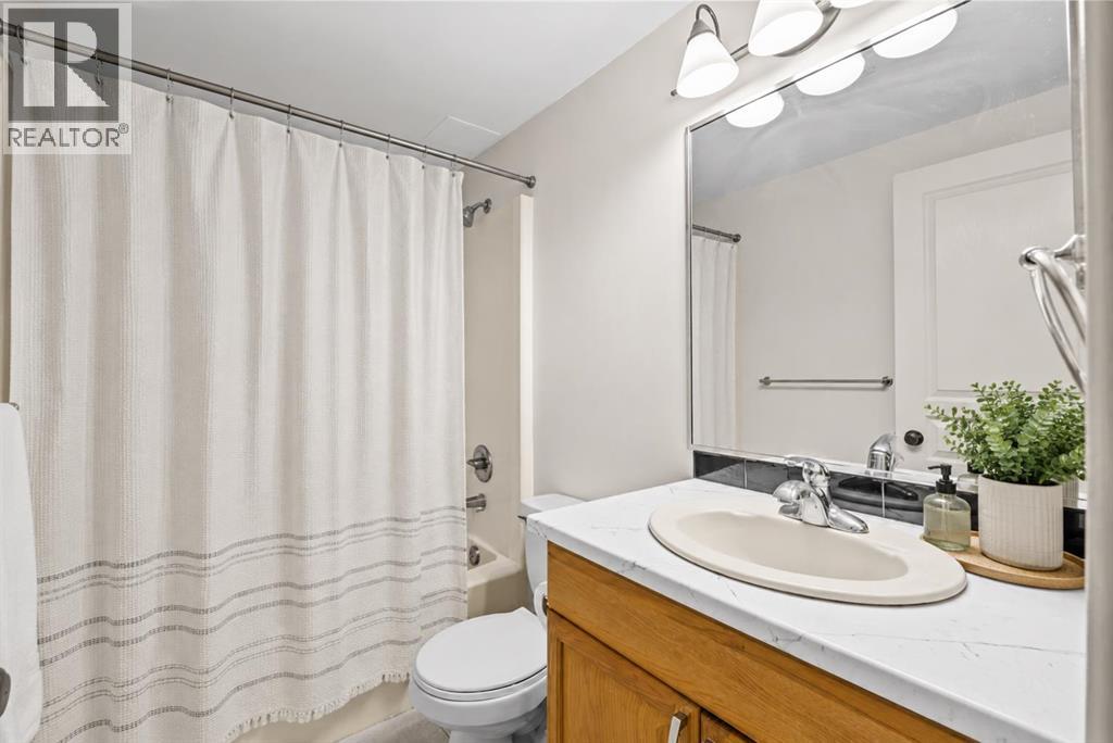 722, 6400 Coach Hill Road SW, Calgary, Alberta  T3H 1B8 - Photo 9 - A2316065