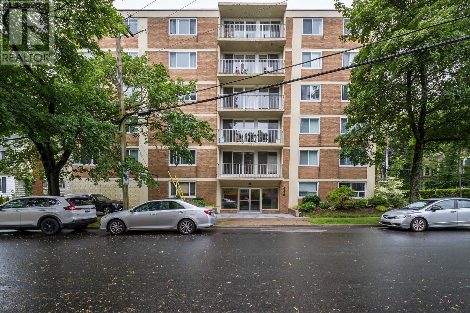 502 990 Mclean Street, Halifax, Nova Scotia  B3H 2V1 - Photo 2 - 202619679