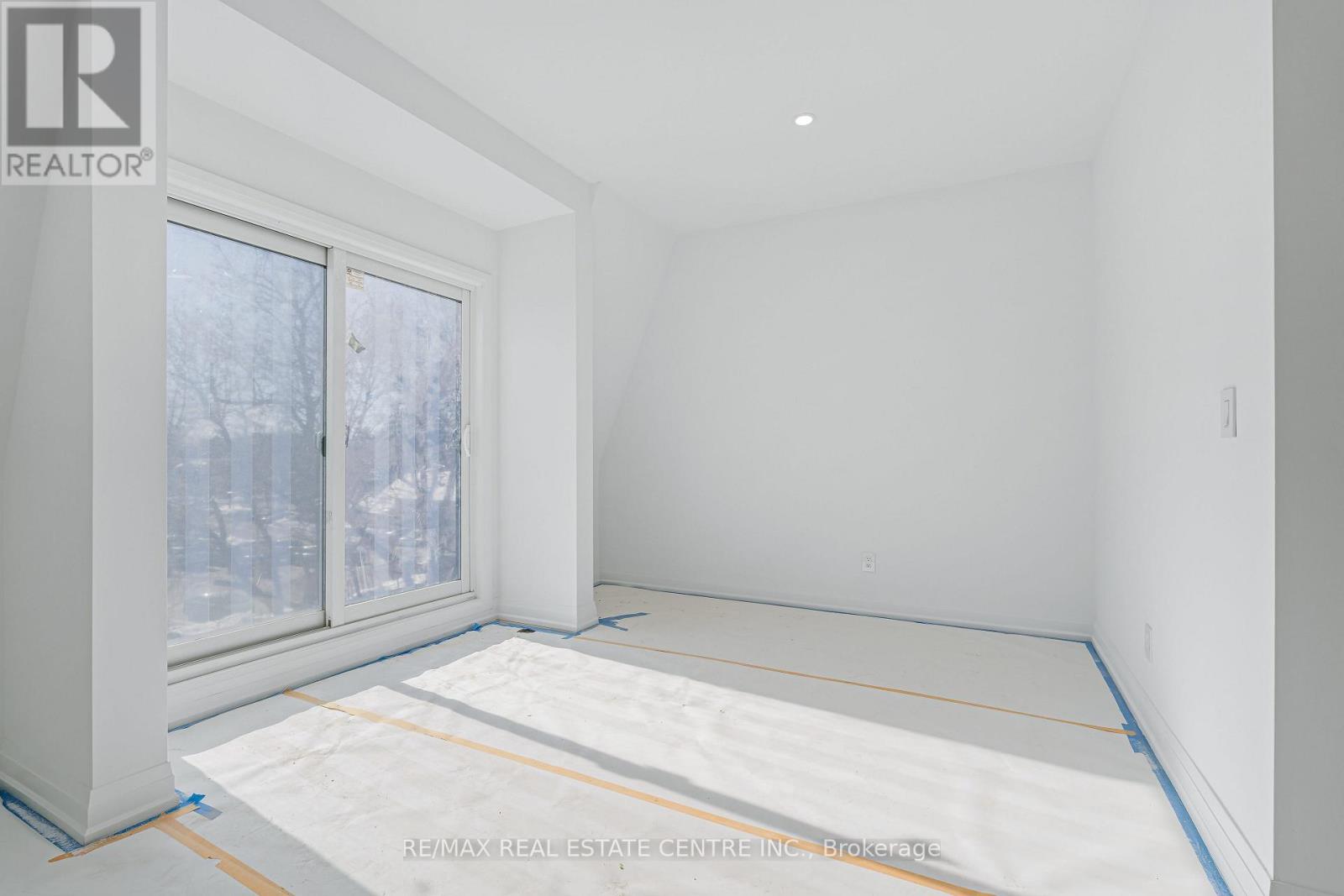19 James Street, Halton Hills, Ontario  L7G 2H2 - Photo 30 - W13633272