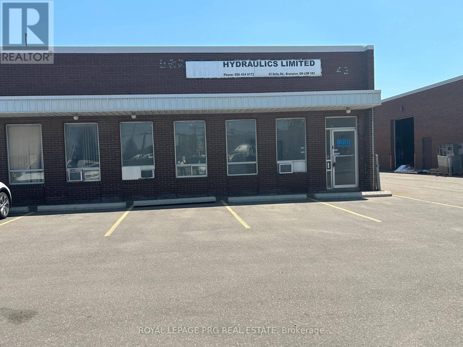 43 SELBY ROAD, Brampton, Ontario