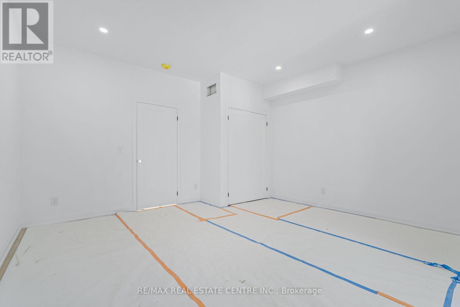 19 James Street, Halton Hills, Ontario  L7G 2H2 - Photo 33 - W13633272