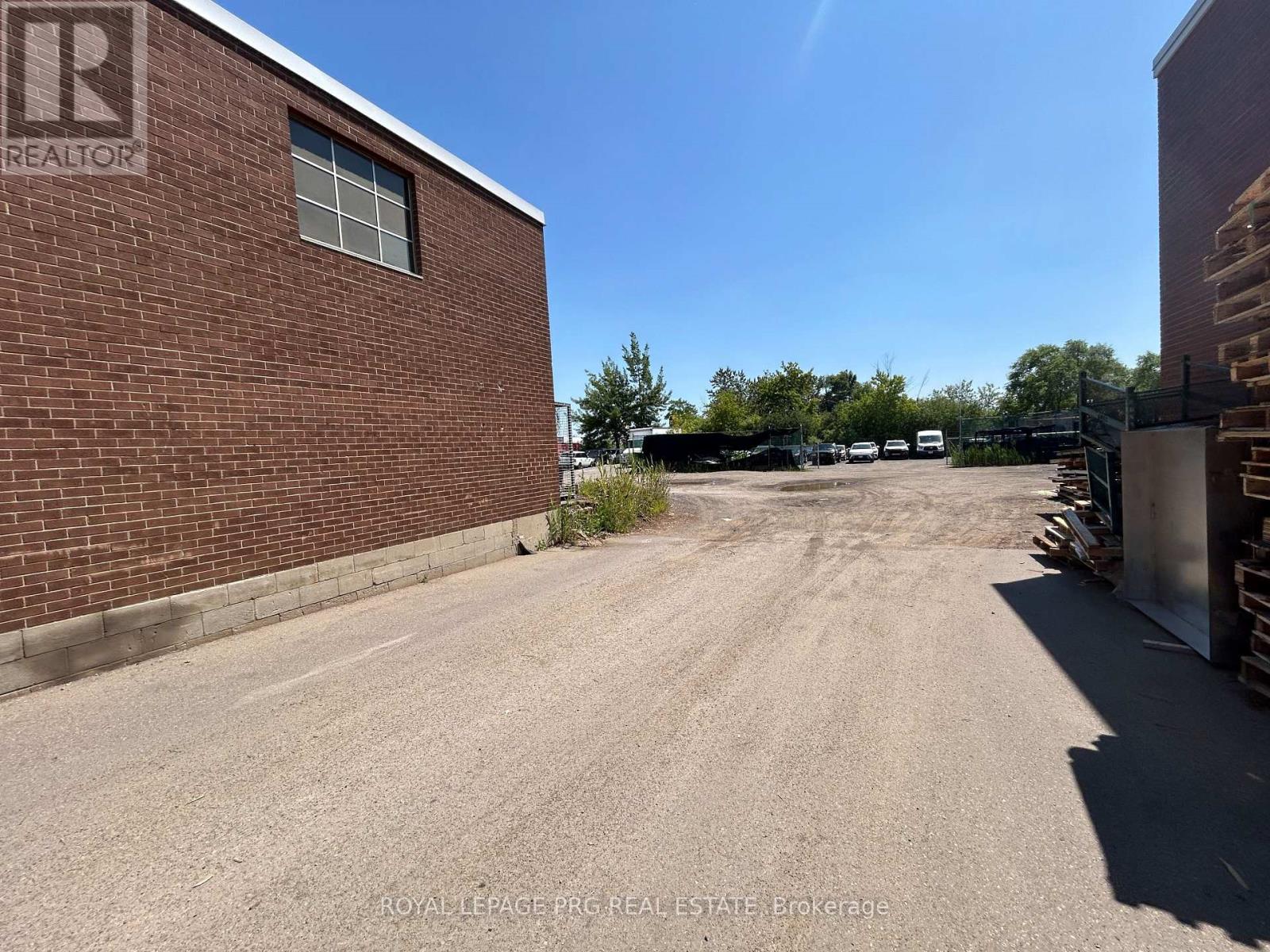43 Selby Road, Brampton, Ontario  L6W 1K5 - Photo 3 - W13637084
