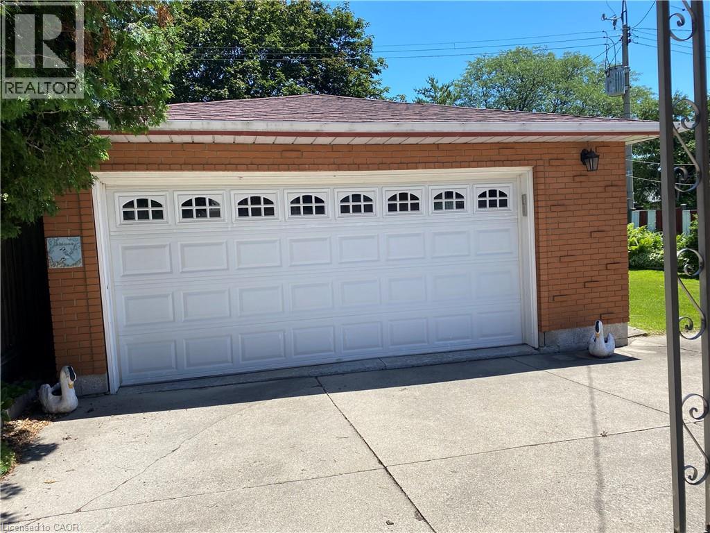 21 Bluebird Avenue, Hamilton, Ontario  L9A 3W4 - Photo 39 - 40815032