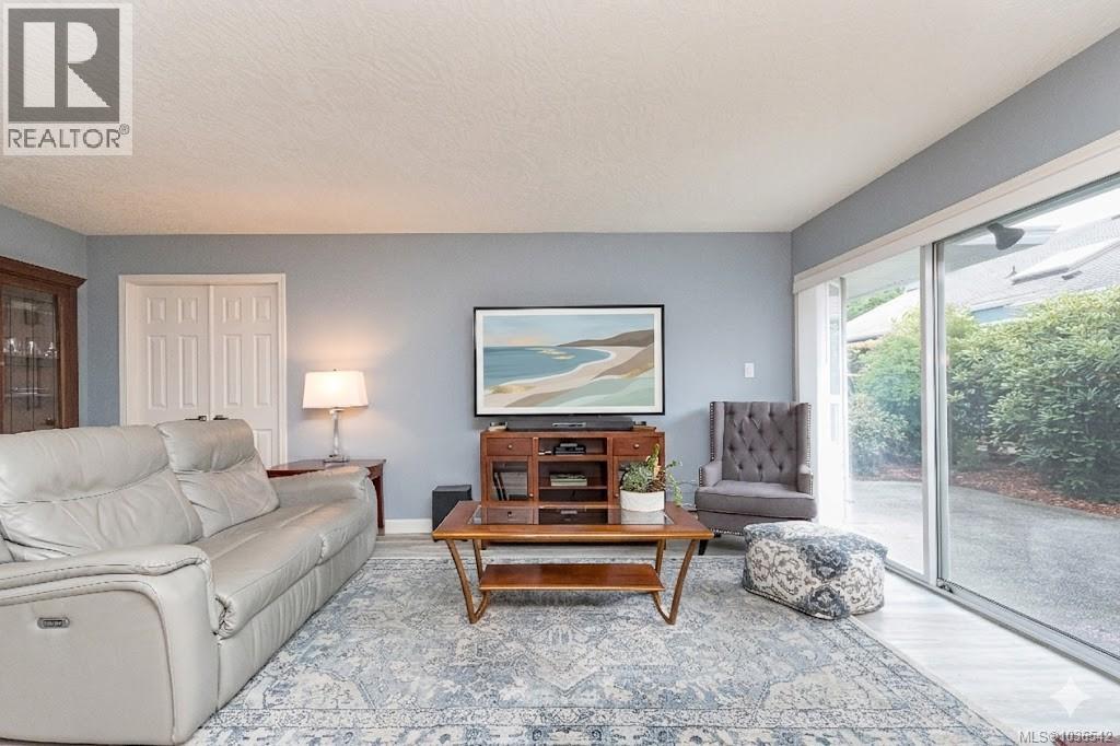 682 Pineridge Dr, Cobble Hill, British Columbia  V8H 0K8 - Photo 10 - 1036542