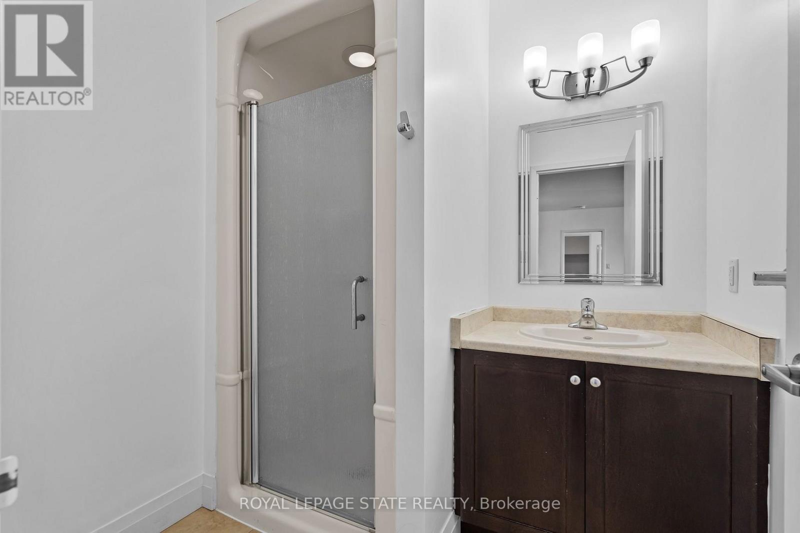 402 - 26 Wellington Street, St. Catharines, Ontario  L2R 6Y8 - Photo 16 - X13641408