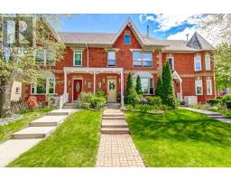 4 EDGEWATER DRIVE, Hamilton, Ontario