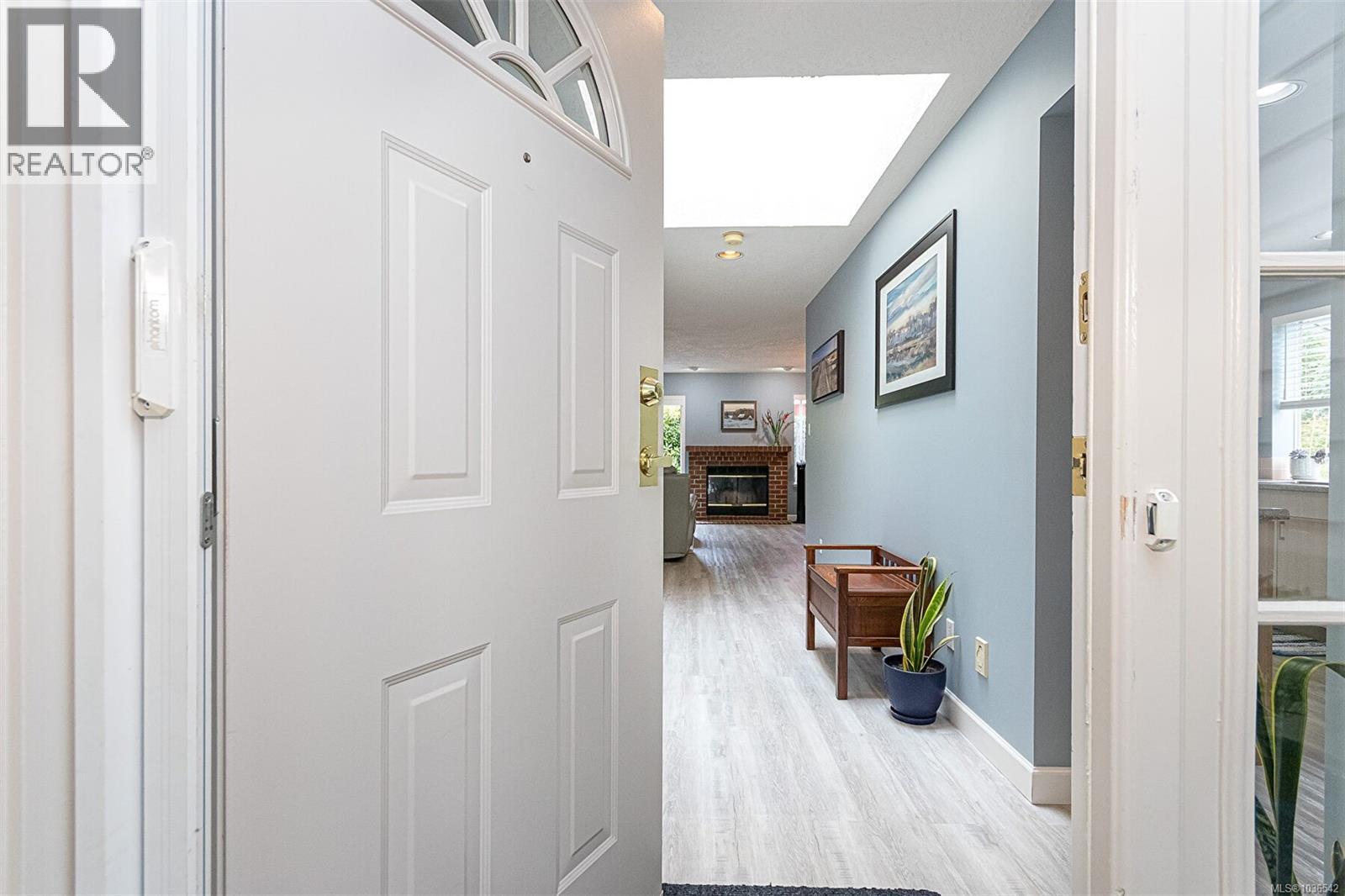682 Pineridge Dr, Cobble Hill, British Columbia  V8H 0K8 - Photo 6 - 1036542