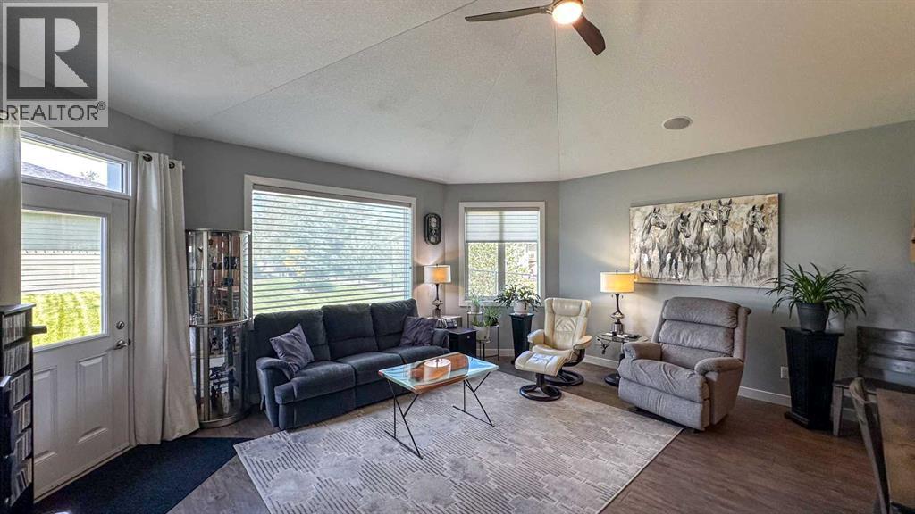 9, 610 4 Avenue SW, Sundre, Alberta  T0M 1X0 - Photo 8 - A2333258