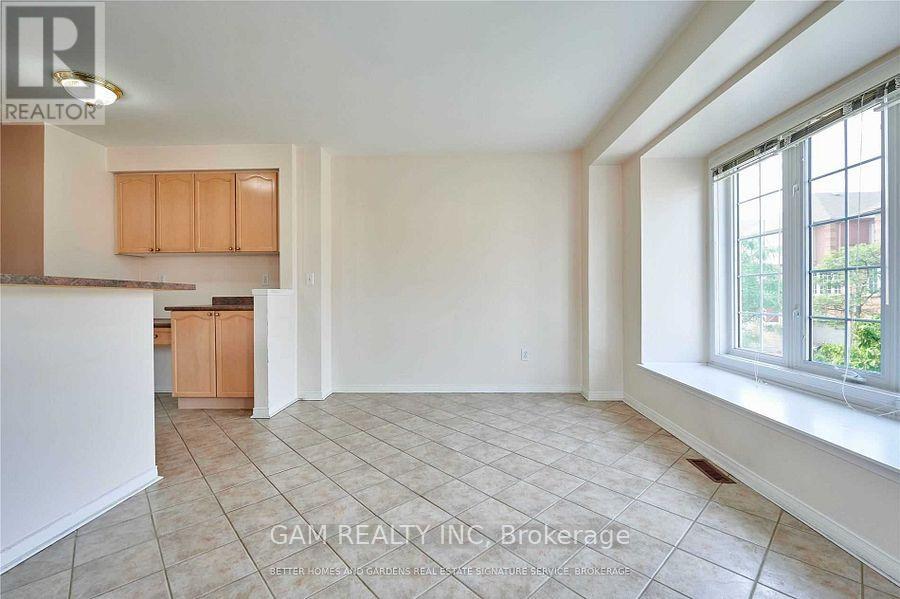 101 - 5030 Heatherleigh Avenue N, Mississauga, Ontario L5V 2G7 - Photo 4 - W13631390