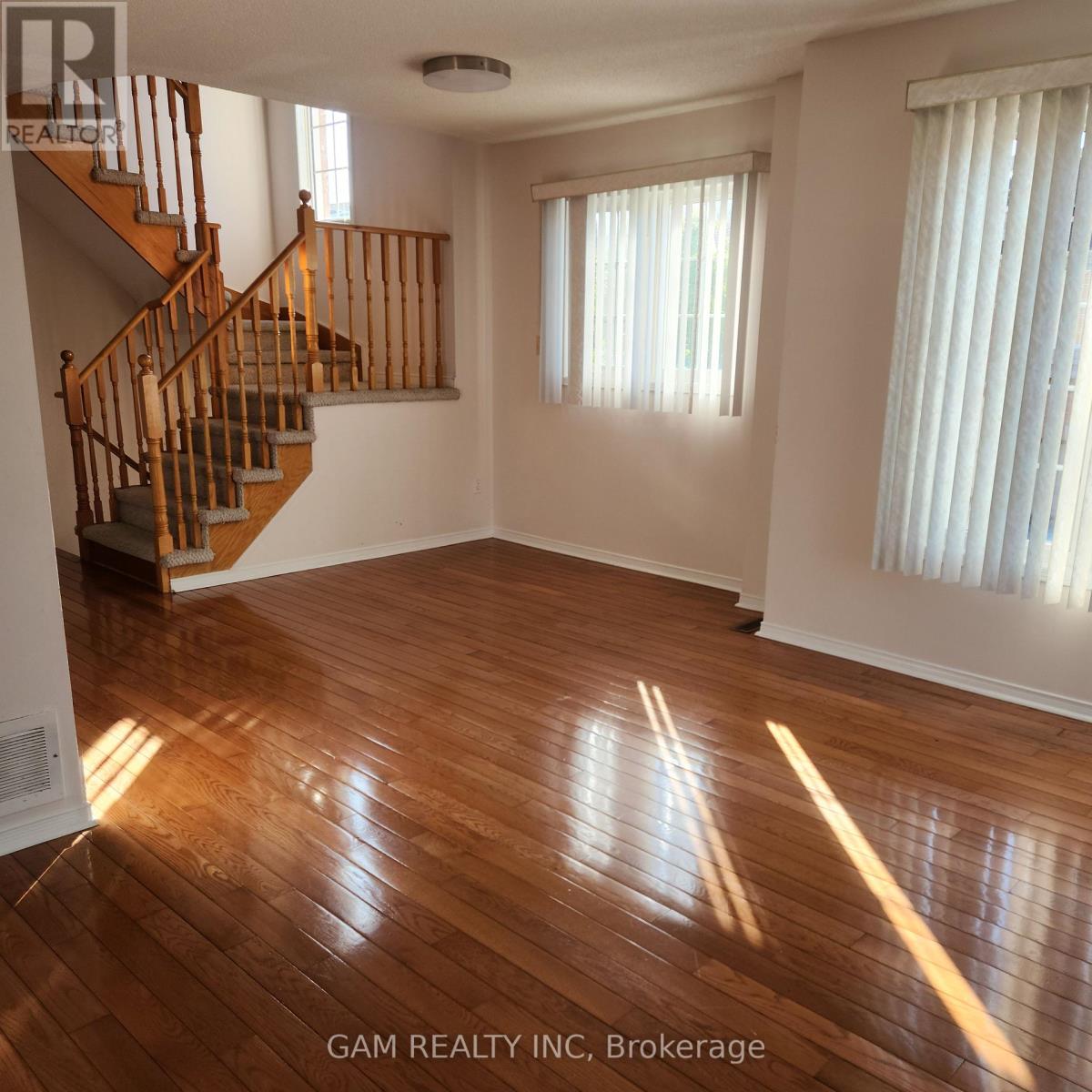 101 - 5030 Heatherleigh Avenue N, Mississauga, Ontario L5V 2G7 - Photo 6 - W13631390
